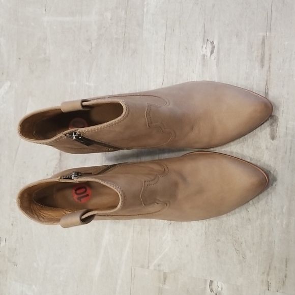 💕FRYE💕 Rory Bootie Ash Cowboy Ankle Western Boots Pointed Toe Leather 10 NWOT - Picture 10 of 16